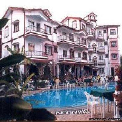Maria Rosa Resort Calangute Bagian luar foto
